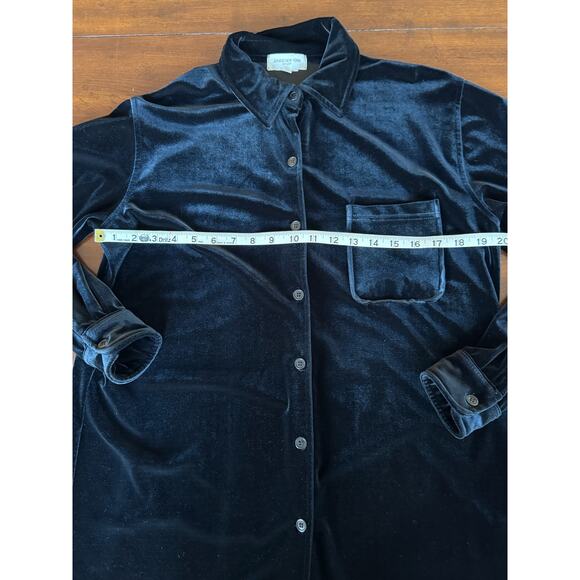 Black Velvet Blouse Sz S Long Sleeve Button Down Holiday NYE Shirt Jones NY - Picture 8 of 14